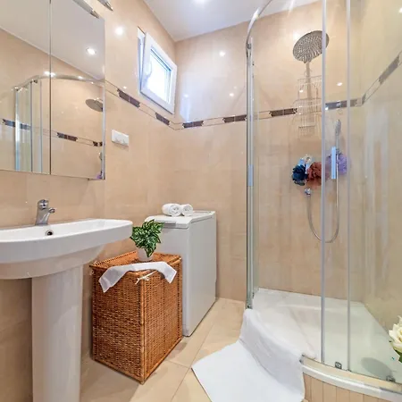 Apartment Gorgeous City Centre Apartment In Bratislava With Free Parking Bratislava