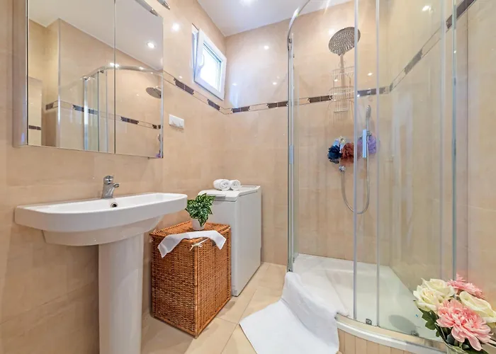 דירה Gorgeous Centre In With Free Parking ברטיסלאבה